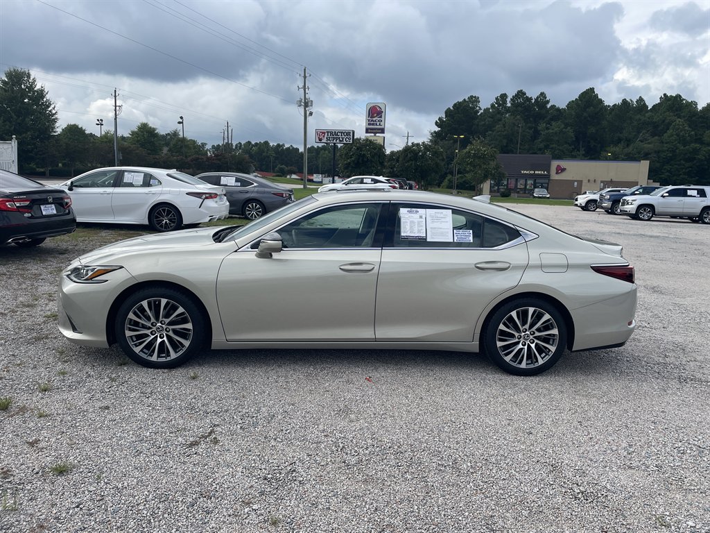 2019 Lexus ES