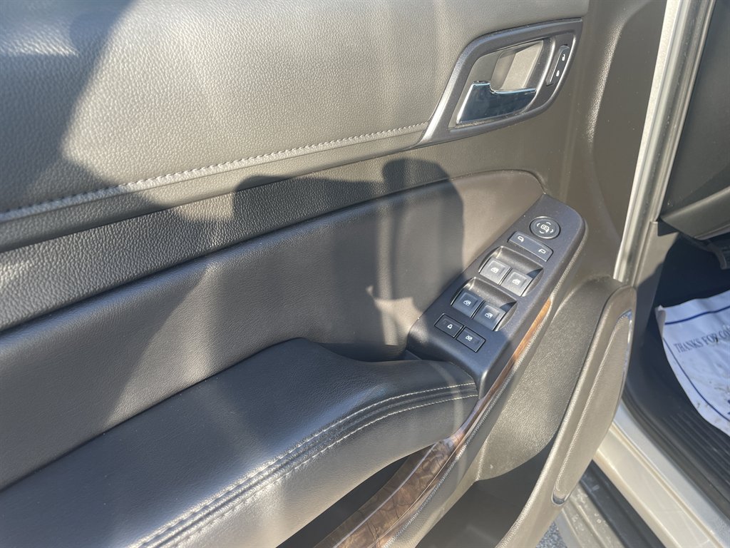 2020 Chevrolet Tahoe LS - Photo 11