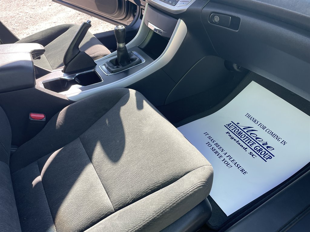 2013 Honda Accord EX - Photo 17