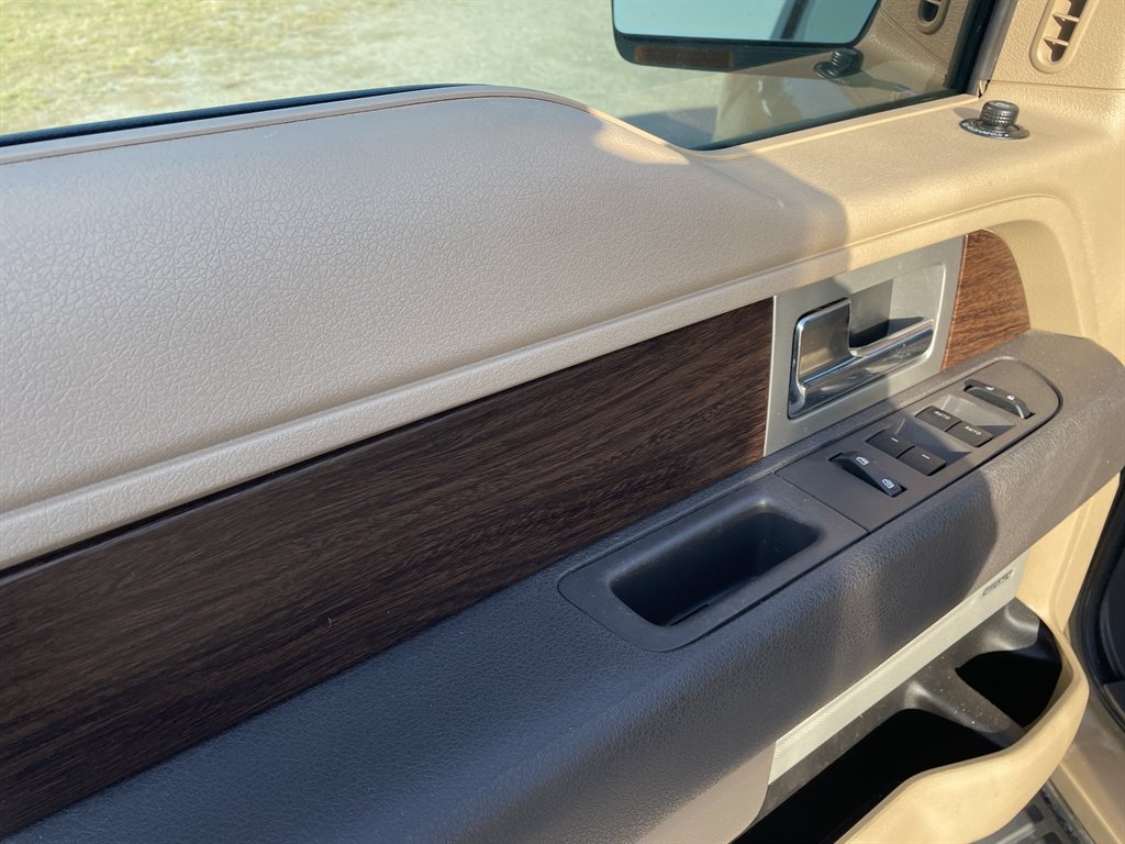 2014 Ford F-150 Lariat - Photo 9