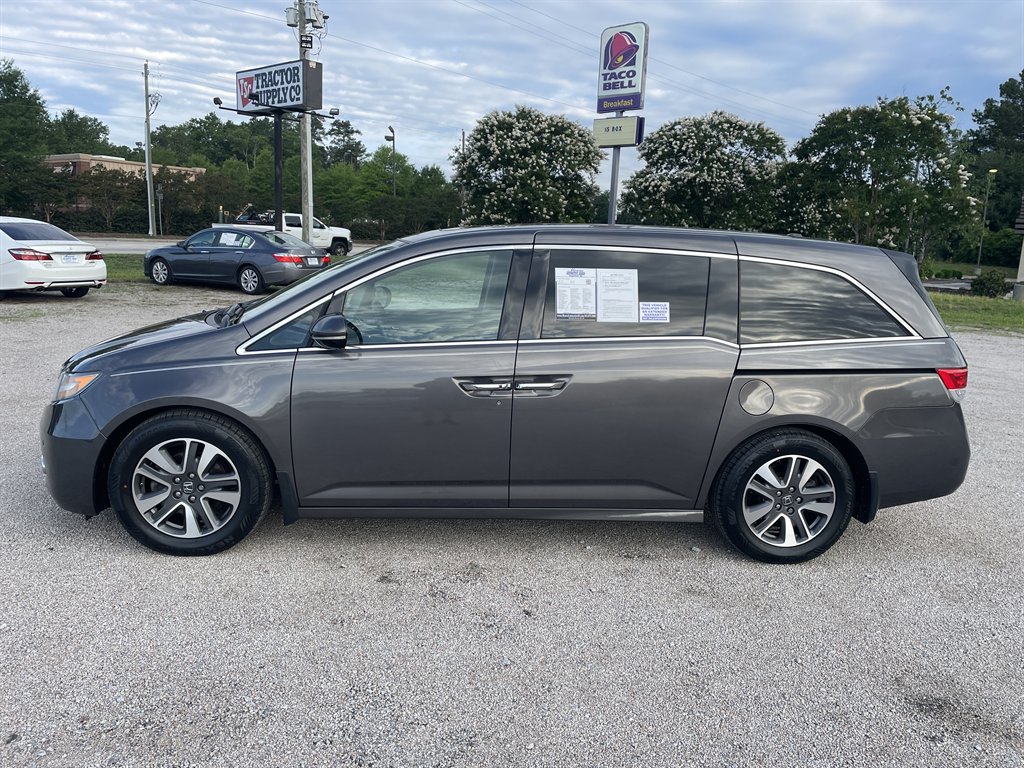 2016 Honda Odyssey Touring Elite's photo